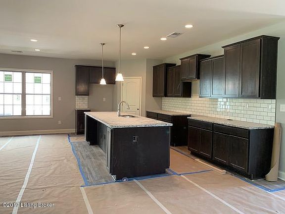 5th image of 718 Dehart Ln