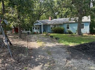 8 Kickshaw Dr, Saint Charles, MO 63304