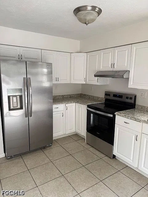 2 bed, 1.0 bath, 860 sqft, $1,200 — Photo 2
