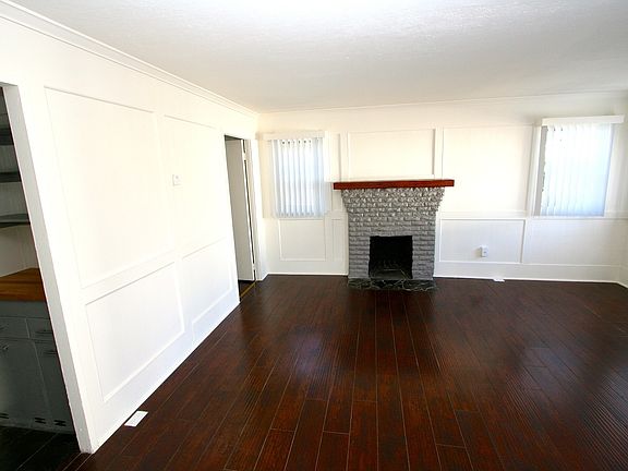 2nd image of 5077 Saratoga Ave