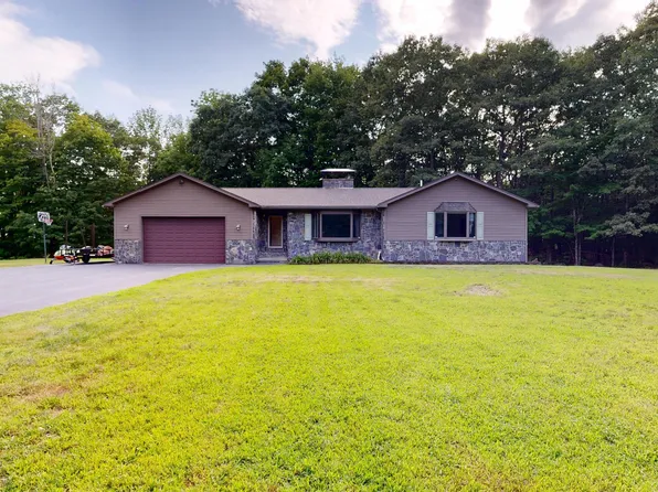 5 Acorn Lane, Lewiston, ME 04240