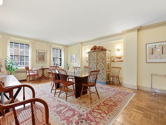 5th image of 276 Marlborough St APT 1