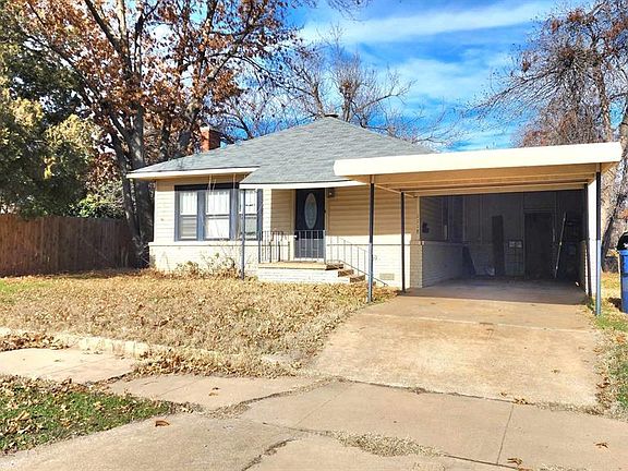 3rd image of 1118 W Texas Ave