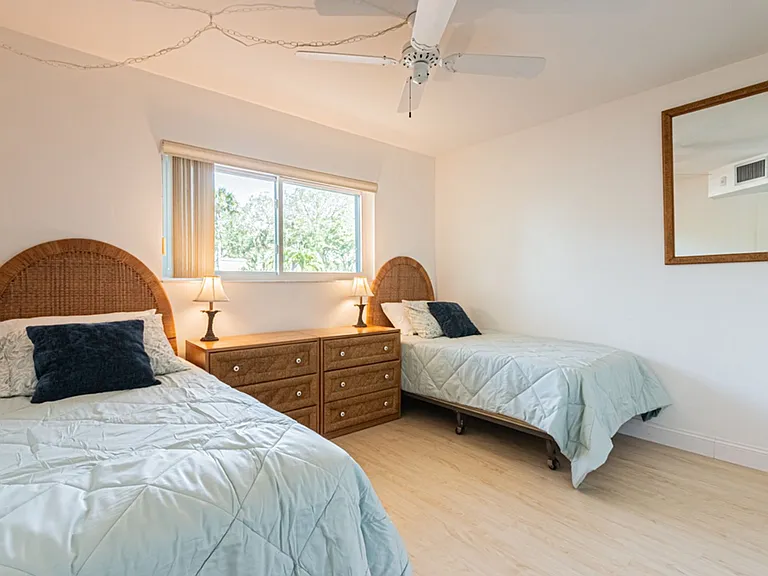 1022 Manatee Rd #D107 — Photo 31