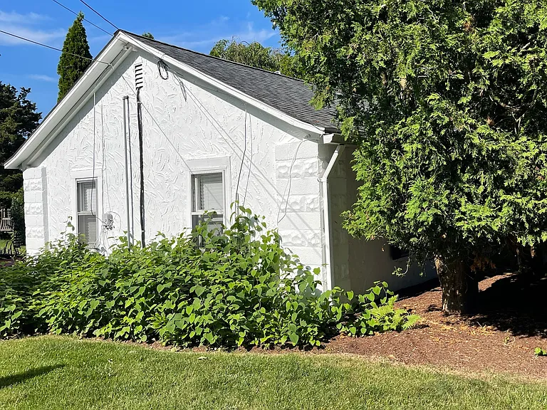 76 Hurd St — Photo 15
