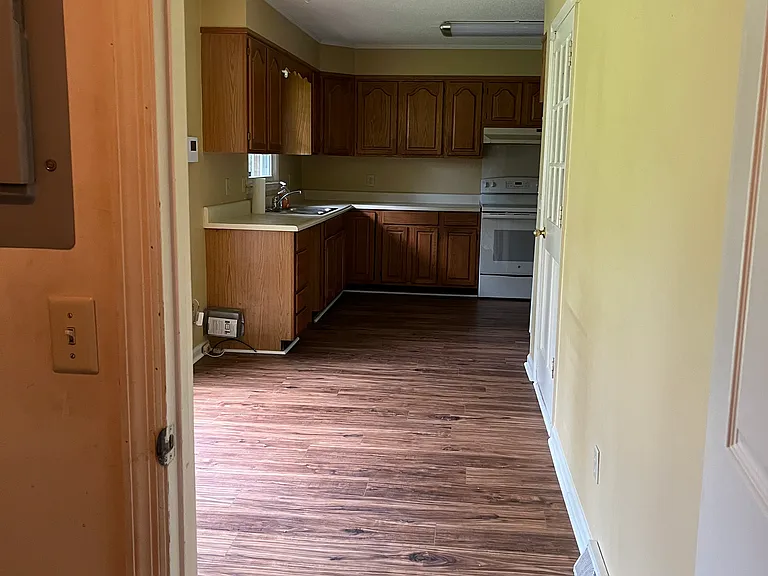 18 Oakdale Dr — Photo 51
