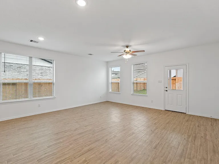 23018 Forebear Dr — Photo 11