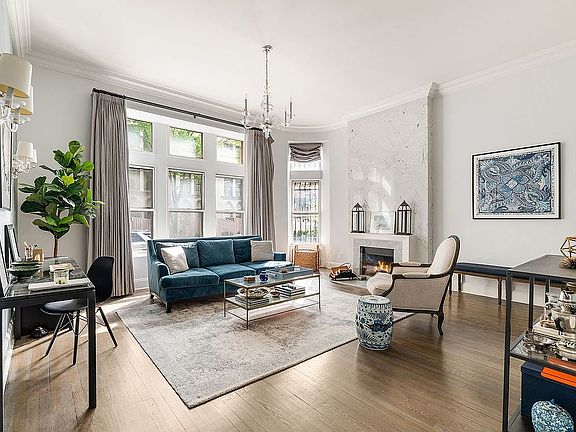2nd image of 55 E 65th St APT 1D