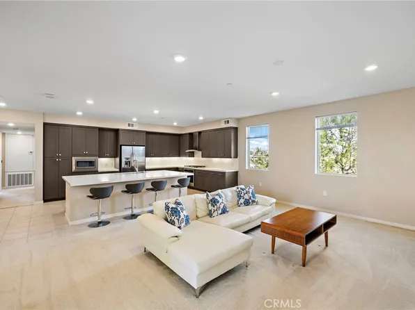 111 Bowery, Irvine, CA 92612