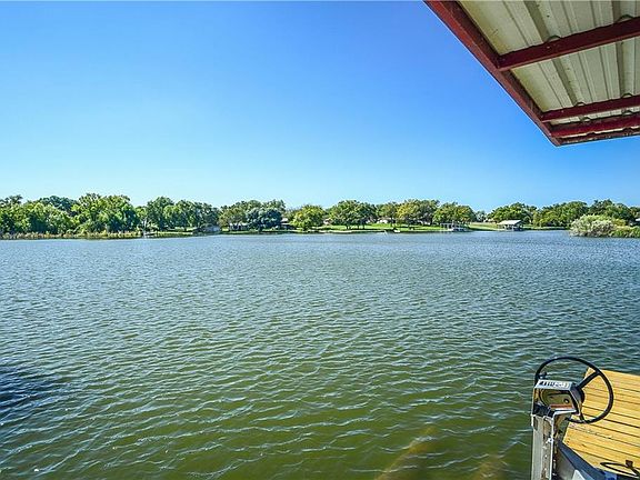 4th image of 517 Brazos Harbor Dr