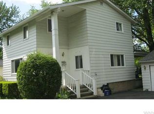 610 Mohawk St, Lewiston, NY 14092
