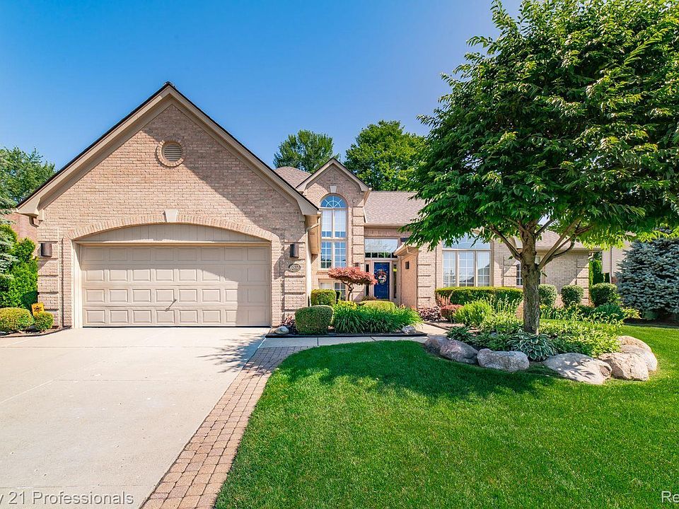 1st image of 6817 Muirfield Dr