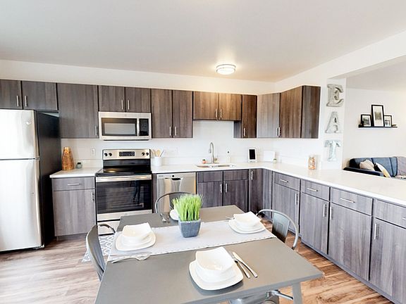 3rd image of 10295 48th Ave #2-815313