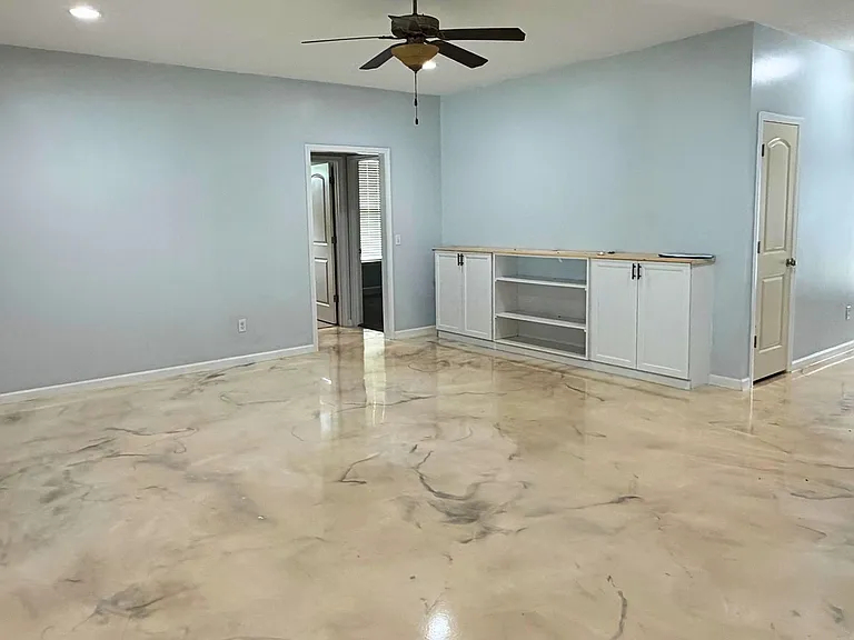 114 Paradise Ct — Photo 11