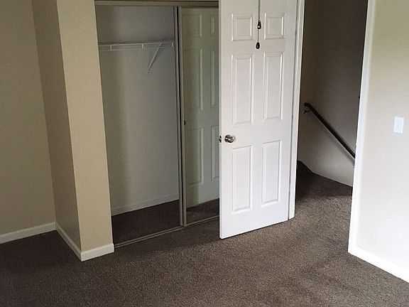5th image of 5280 Crabapple Dr APT 103