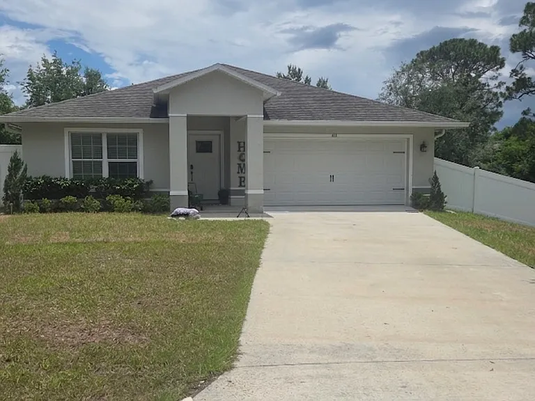 439 Chestnut Ct — Photo 2
