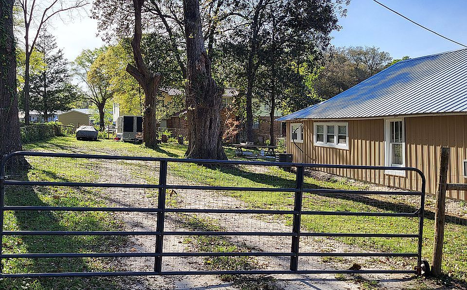 798 Barrow St, Crestview, FL 32539 Zillow