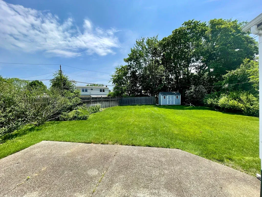 Fordham Ave, Hicksville — Photo 2