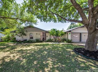 69 Robert Stevens Dr, Schertz, TX 78154