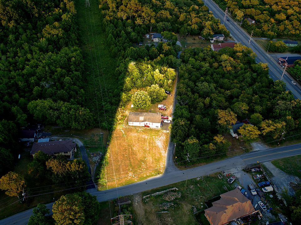 2nd image of 2608 Old Buena Vista Rd