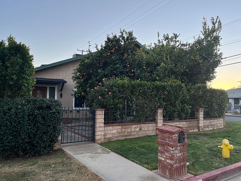 1st image of 22054 Leadwell St