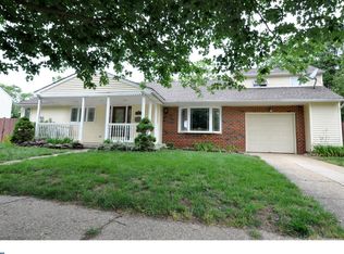 805 Edgewood Ave, Delran, NJ 08075