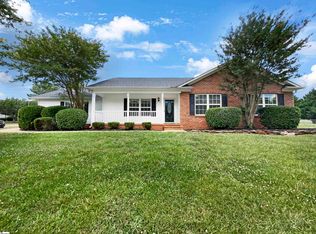 231 Summer Lady Ln, Boiling Springs, SC 29316