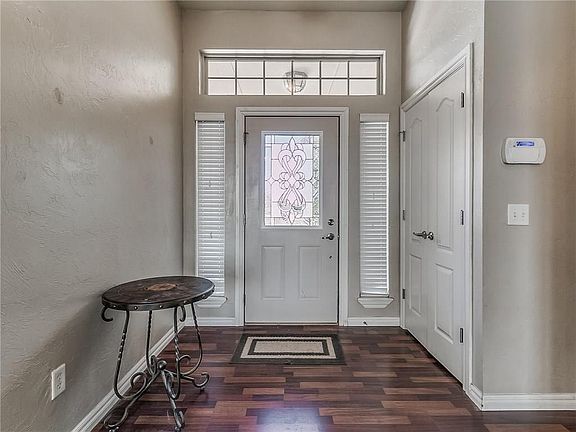 5th image of 920 NE 28th St