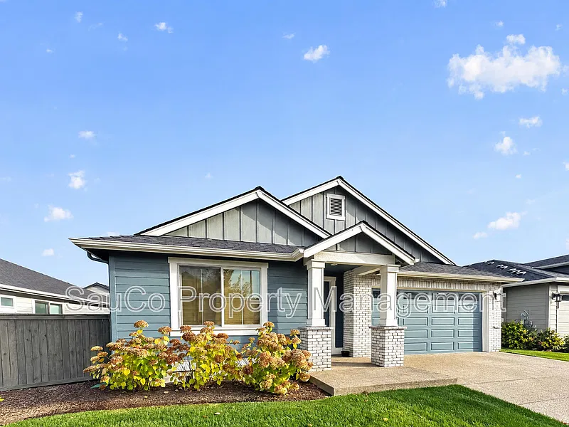 3 bed, 2.0 bath, 2000 sqft, $3,095 — Photo 3