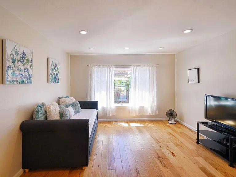 36021 Blair Pl — Photo 13
