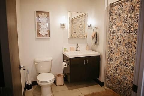 4th image of 1310 W College Ave #107
