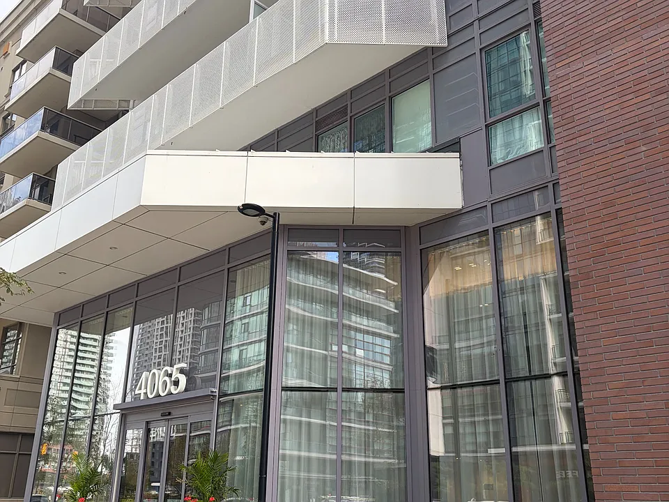 4065 Confederation Pkwy #4211