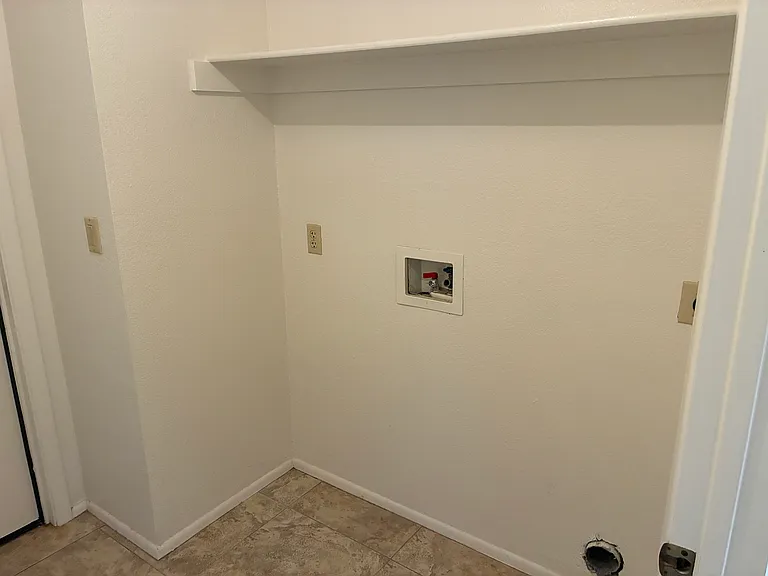 10820 W Wagon Wheel Dr — Photo 33