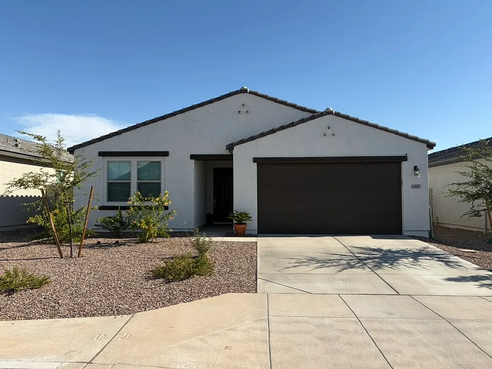 6469 E Fiddleneck Way