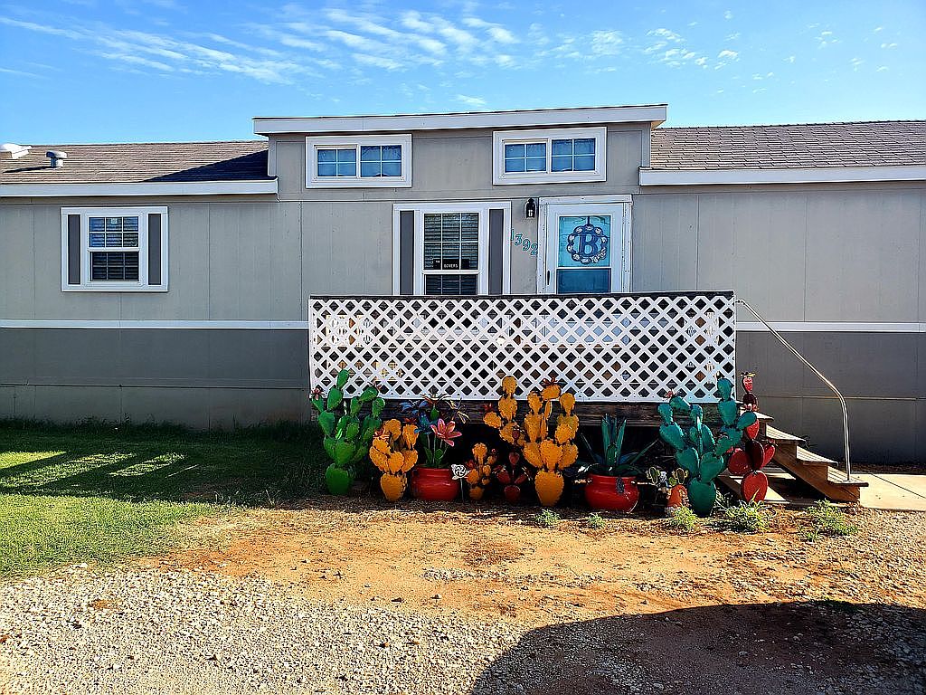 1392 Harrison St, Aspermont, TX 79502 Zillow