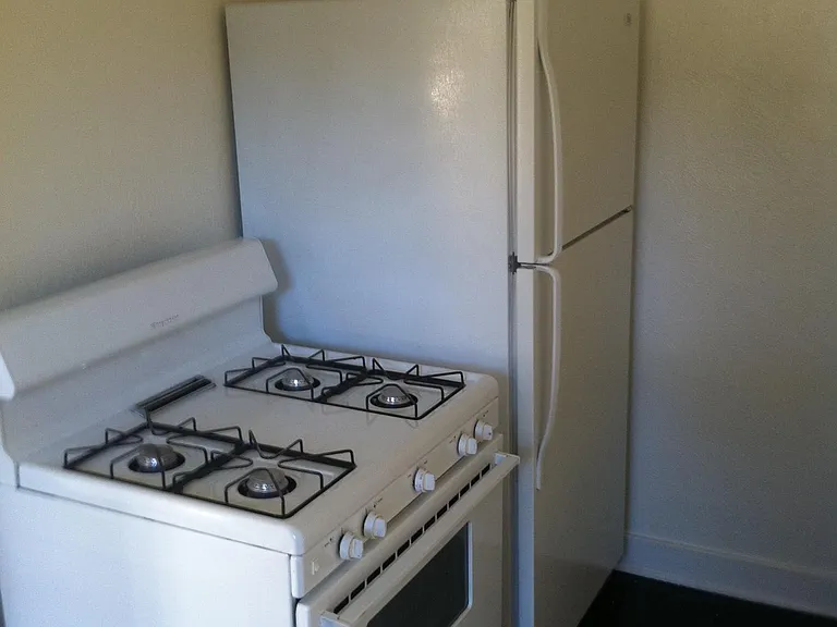 1215 W 30th St #3 — Photo 7