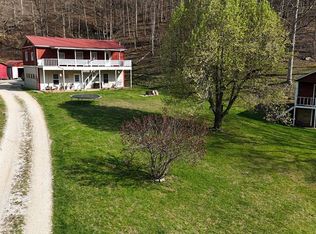 665 Craft Crk, Salyersville, KY 41465