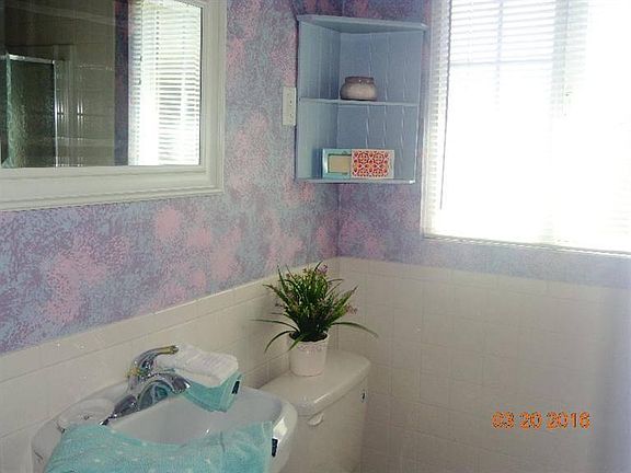 4th image of 6051 N Glenn Ave
