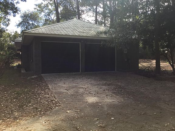 2nd image of 573 Section Line Rd