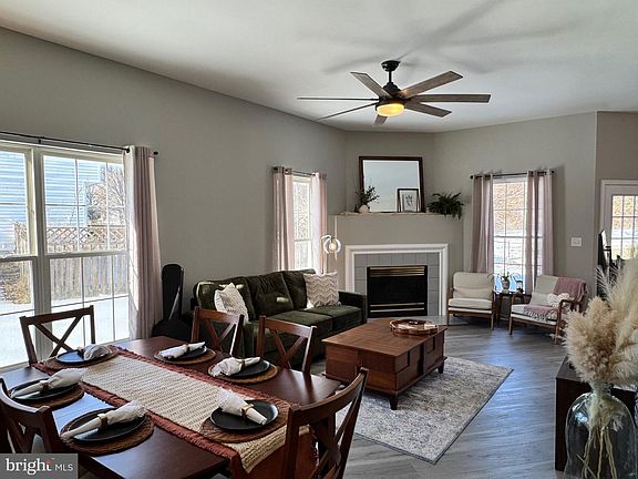 5th image of 211 Northdown Dr