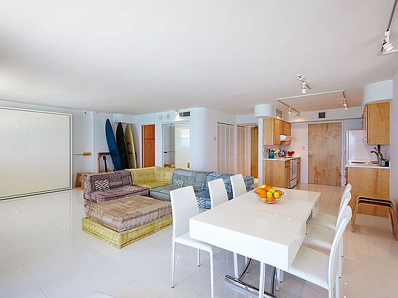 3rd image of 345 Ocean Dr APT 1116
