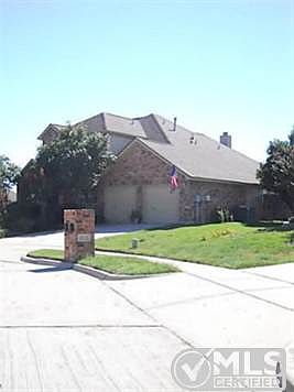4th image of 3016 Donner Lake Cir