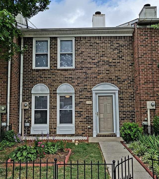 1st image of 106 Crescent Cir