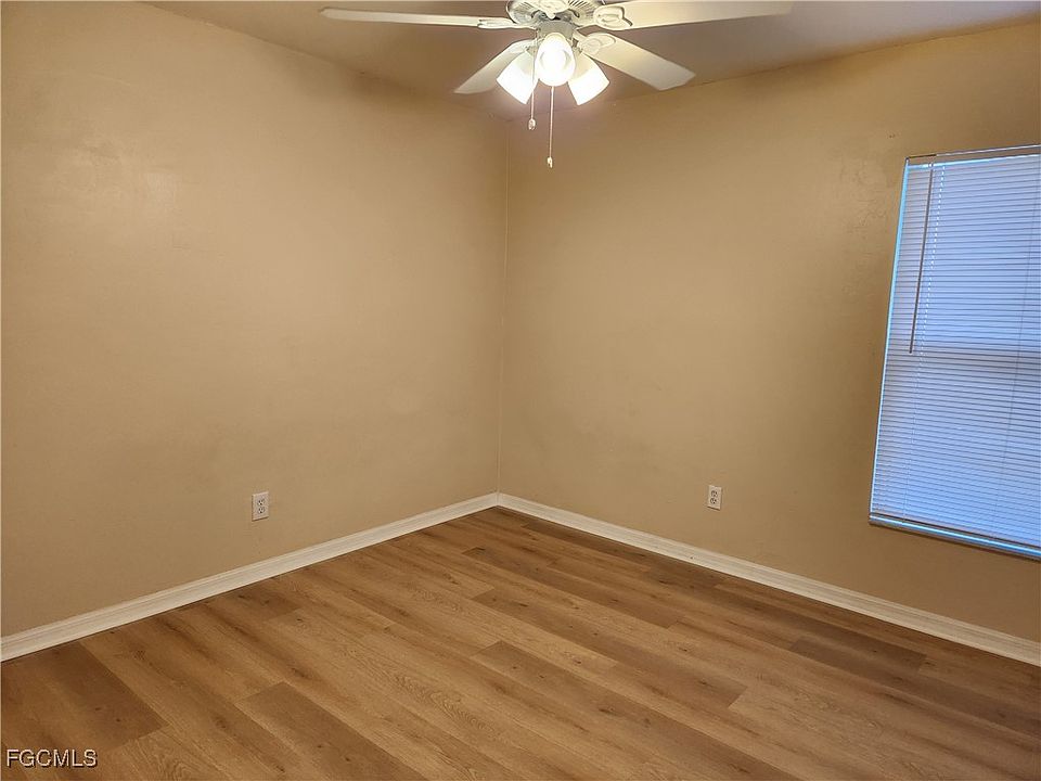 1st image of 1224 Bayou St E #1224