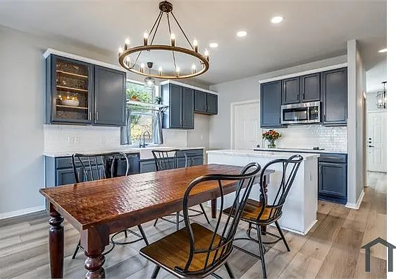 655 Pondview Dr — Photo 4