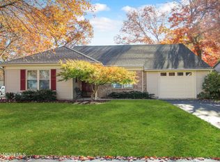 8 Morning Glory Lane, Whiting, NJ 08759