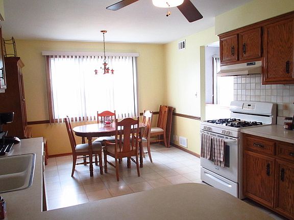 5th image of 13734 W Ironwood Cir
