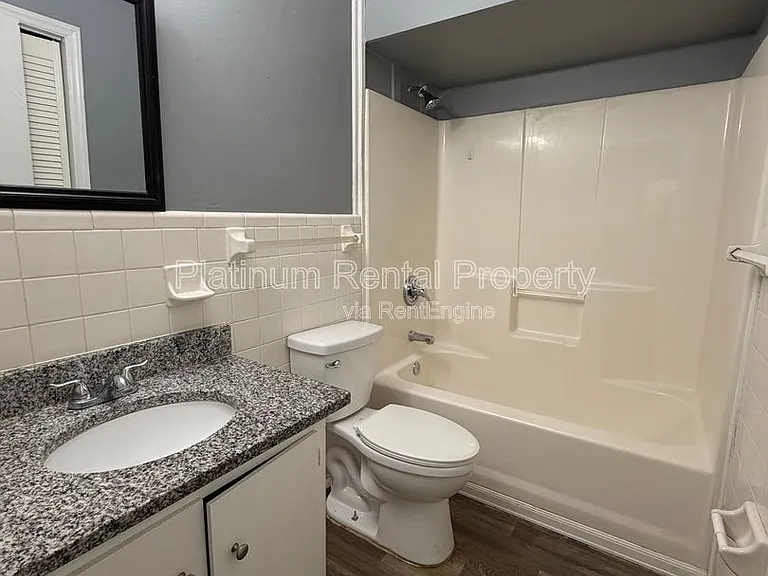 1512 Waverly Way #D3 — Photo 10