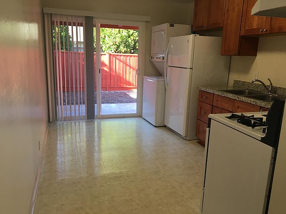 3rd image of 502 Easy St #C