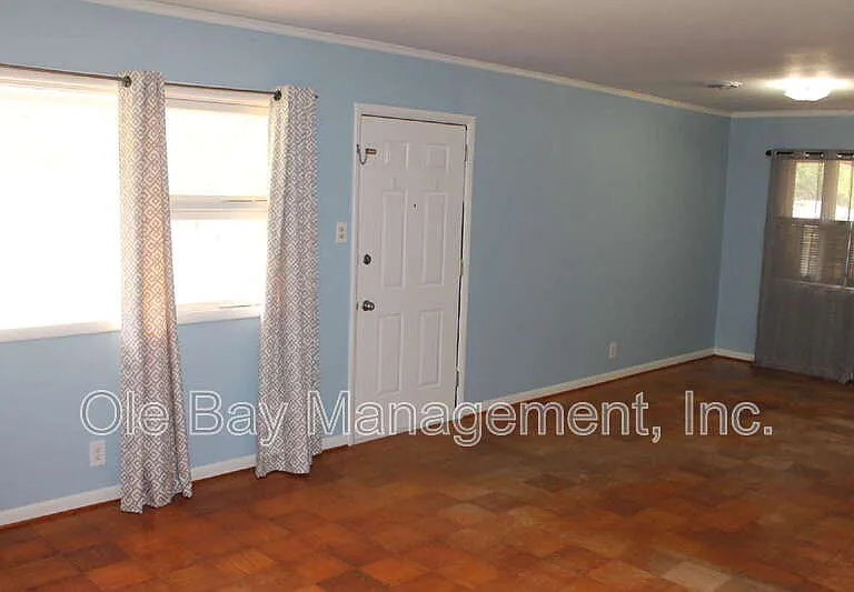 5608 Morlee Dr S — Photo 2